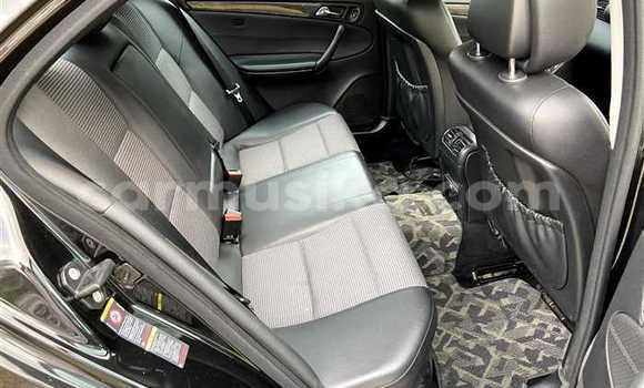 Acheter Occasion Voiture Mercedes‒Benz C-klasse Noir à Beitbridge, Matabeleland South Acheter Occasion Voiture Mercedes‒Benz C-klasse Noir à Beitbridge, Matabeleland South