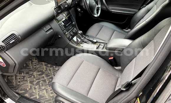 Acheter Occasion Voiture Mercedes‒Benz C-klasse Noir à Beitbridge, Matabeleland South Acheter Occasion Voiture Mercedes‒Benz C-klasse Noir à Beitbridge, Matabeleland South