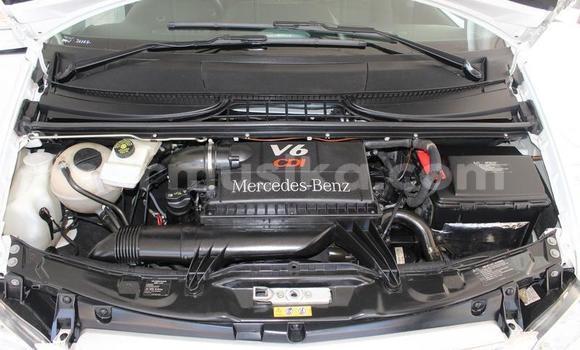 Tenga Tsaru Mercedes‒Benz Vito Chena Mota in Beitbridge in Matabeleland South Tenga Tsaru Mercedes‒Benz Vito Chena Mota in Beitbridge in Matabeleland South