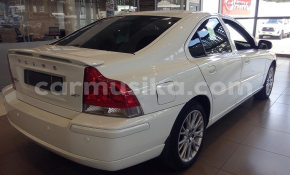 Tenga Tsaru Volvo S60 Chena Mota in Beitbridge in Matabeleland South Tenga Tsaru Volvo S60 Chena Mota in Beitbridge in Matabeleland South