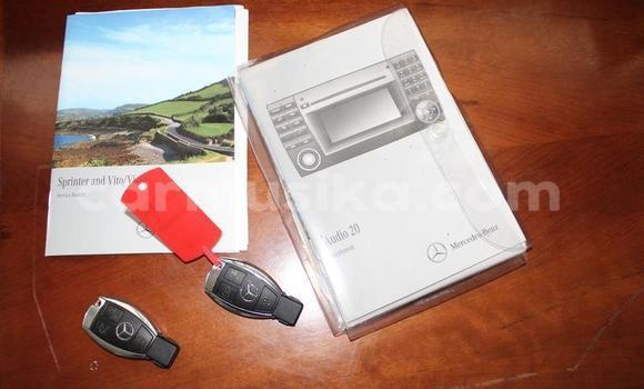 Tenga Tsaru Mercedes‒Benz Vito Chena Mota in Beitbridge in Matabeleland South Tenga Tsaru Mercedes‒Benz Vito Chena Mota in Beitbridge in Matabeleland South