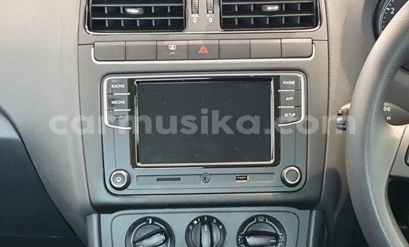 Nunua Ilio tumika Volkswagen Polo Bluu Gari ndani ya Beitbridge nchini Matabeleland Kusini Nunua Ilio tumika Volkswagen Polo Bluu Gari ndani ya Beitbridge nchini Matabeleland Kusini