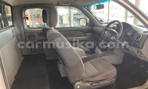 Buy Used Ford Ranger White Car in Beitbridge in Matabeleland South Buy Used Ford Ranger White Car in Beitbridge in Matabeleland South