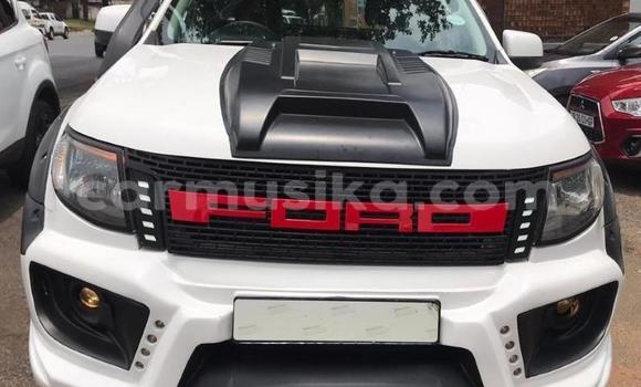Acheter Occasion Voiture Ford Ranger Blanc à Beitbridge, Matabeleland South Acheter Occasion Voiture Ford Ranger Blanc à Beitbridge, Matabeleland South