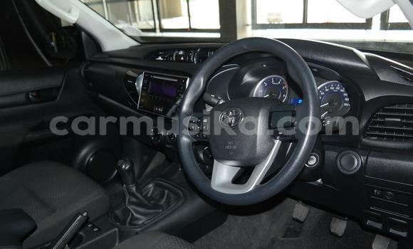 Tenga Tsaru Toyota Hilux Chena Mota in Beitbridge in Matabeleland South Tenga Tsaru Toyota Hilux Chena Mota in Beitbridge in Matabeleland South