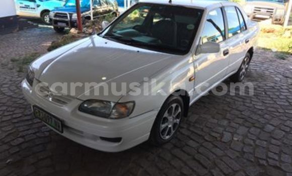 Buy Used Nissan Sentra White Car in Beitbridge in Matabeleland South