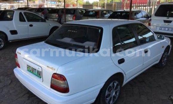 Nunua Ilio tumika Nissan Sentra Nyeupe Gari ndani ya Beitbridge nchini Matabeleland Kusini Nunua Ilio tumika Nissan Sentra Nyeupe Gari ndani ya Beitbridge nchini Matabeleland Kusini