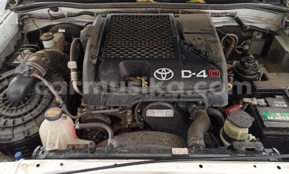 Acheter Occasion Voiture Toyota Hilux Blanc à Beitbridge, Matabeleland South Acheter Occasion Voiture Toyota Hilux Blanc à Beitbridge, Matabeleland South