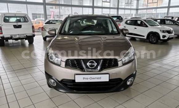 Nunua Ilio tumika Nissan Qashqai Beige Gari ndani ya Beitbridge nchini Matabeleland Kusini
