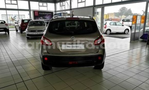 Nunua Ilio tumika Nissan Qashqai Beige Gari ndani ya Beitbridge nchini Matabeleland Kusini Nunua Ilio tumika Nissan Qashqai Beige Gari ndani ya Beitbridge nchini Matabeleland Kusini