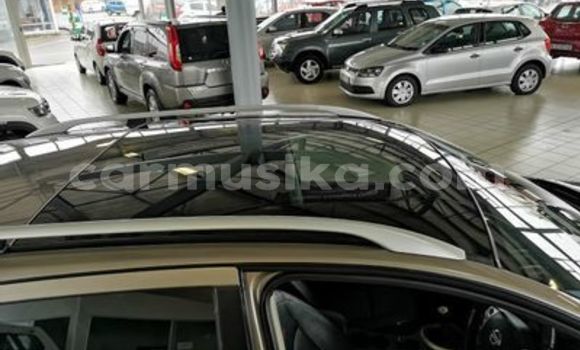 Nunua Ilio tumika Nissan Qashqai Beige Gari ndani ya Beitbridge nchini Matabeleland Kusini Nunua Ilio tumika Nissan Qashqai Beige Gari ndani ya Beitbridge nchini Matabeleland Kusini