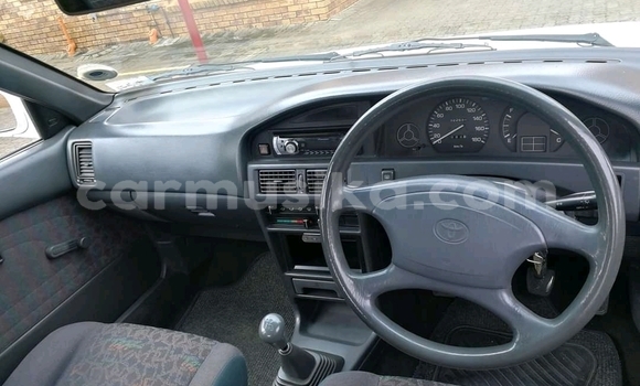 Acheter Occasion Voiture Toyota Corolla Blanc à Beitbridge, Matabeleland South Acheter Occasion Voiture Toyota Corolla Blanc à Beitbridge, Matabeleland South