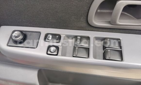 Acheter Occasion Voiture Nissan NP 300 Beige à Beitbridge, Matabeleland South Acheter Occasion Voiture Nissan NP 300 Beige à Beitbridge, Matabeleland South