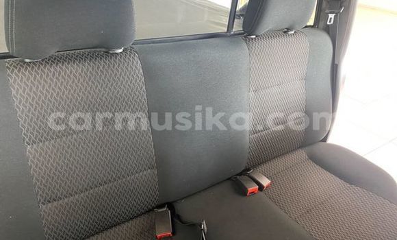 Acheter Occasion Voiture Nissan NP 300 Gris à Beitbridge, Matabeleland South Acheter Occasion Voiture Nissan NP 300 Gris à Beitbridge, Matabeleland South