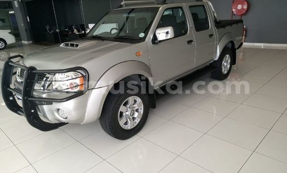 Acheter Occasion Voiture Nissan NP 300 Gris à Beitbridge, Matabeleland South Acheter Occasion Voiture Nissan NP 300 Gris à Beitbridge, Matabeleland South