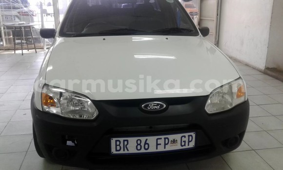 Buy Used Ford Pickup White Car in Beitbridge in Matabeleland South