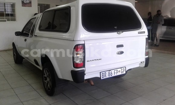 Acheter Occasion Voiture Ford Pickup Blanc à Beitbridge, Matabeleland South Acheter Occasion Voiture Ford Pickup Blanc à Beitbridge, Matabeleland South