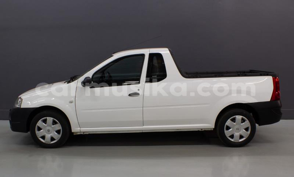 Nunua Ilio tumika Nissan NP 300 Nyeupe Gari ndani ya Beitbridge nchini Matabeleland Kusini Nunua Ilio tumika Nissan NP 300 Nyeupe Gari ndani ya Beitbridge nchini Matabeleland Kusini