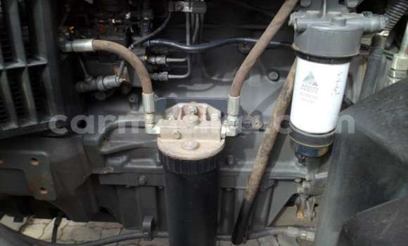 Nunua Ilio tumika DAF LF Nyekundu Lori ndani ya Beitbridge nchini Matabeleland Kusini Nunua Ilio tumika DAF LF Nyekundu Lori ndani ya Beitbridge nchini Matabeleland Kusini