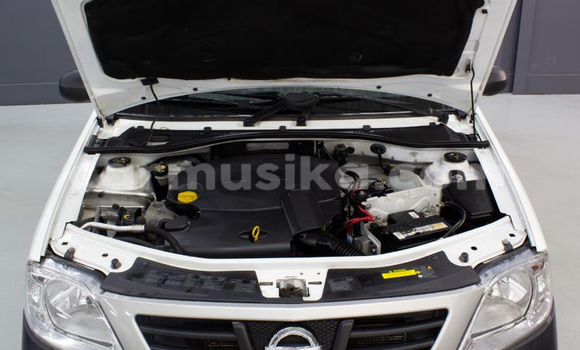 Nunua Ilio tumika Nissan NP 300 Nyeupe Gari ndani ya Beitbridge nchini Matabeleland Kusini Nunua Ilio tumika Nissan NP 300 Nyeupe Gari ndani ya Beitbridge nchini Matabeleland Kusini