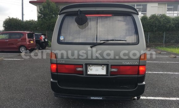 Buy Used Toyota Granvia Other Car in Beitbridge in Matabeleland South Buy Used Toyota Granvia Other Car in Beitbridge in Matabeleland South