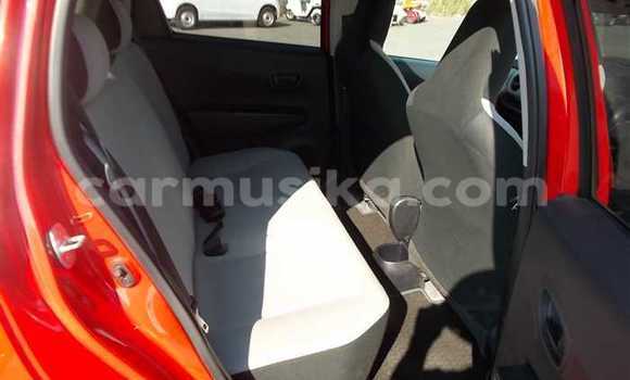 Nunua Ilio tumika Toyota Vitz Nyekundu Gari ndani ya Beitbridge nchini Matabeleland Kusini Nunua Ilio tumika Toyota Vitz Nyekundu Gari ndani ya Beitbridge nchini Matabeleland Kusini