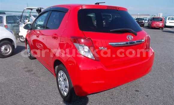 Nunua Ilio tumika Toyota Vitz Nyekundu Gari ndani ya Beitbridge nchini Matabeleland Kusini Nunua Ilio tumika Toyota Vitz Nyekundu Gari ndani ya Beitbridge nchini Matabeleland Kusini