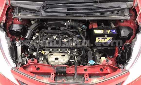 Nunua Ilio tumika Toyota Vitz Nyekundu Gari ndani ya Beitbridge nchini Matabeleland Kusini Nunua Ilio tumika Toyota Vitz Nyekundu Gari ndani ya Beitbridge nchini Matabeleland Kusini