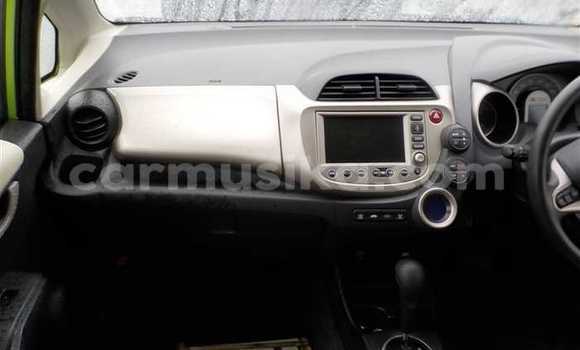 Buy Used Honda Fit Green Car in Beitbridge in Matabeleland South Buy Used Honda Fit Green Car in Beitbridge in Matabeleland South