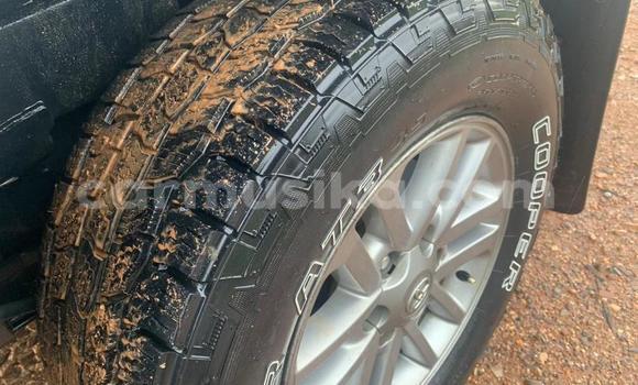 Buy Used Toyota Hilux Beige Car in Beitbridge in Matabeleland South Buy Used Toyota Hilux Beige Car in Beitbridge in Matabeleland South