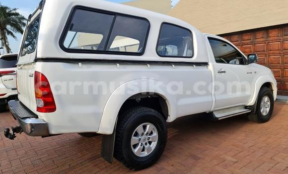 Acheter Occasion Voiture Toyota Hilux Blanc à Beitbridge, Matabeleland South Acheter Occasion Voiture Toyota Hilux Blanc à Beitbridge, Matabeleland South