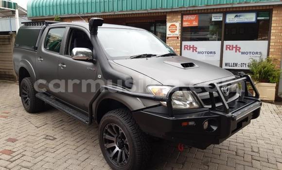 Buy Used Toyota Hilux Black Car in Beitbridge in Matabeleland South Buy Used Toyota Hilux Black Car in Beitbridge in Matabeleland South