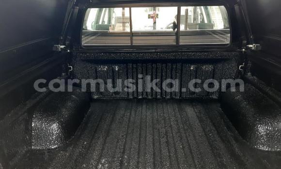 Buy Used Toyota Hilux Black Car in Beitbridge in Matabeleland South Buy Used Toyota Hilux Black Car in Beitbridge in Matabeleland South