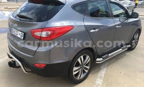 Buy Used Hyundai ix35 Silver Car in Beitbridge in Matabeleland South Buy Used Hyundai ix35 Silver Car in Beitbridge in Matabeleland South