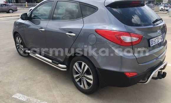 Buy Used Hyundai ix35 Silver Car in Beitbridge in Matabeleland South Buy Used Hyundai ix35 Silver Car in Beitbridge in Matabeleland South
