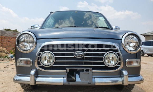 Nunua Imported Daihatsu Mira Gino Nyingine Gari ndani ya Harare nchini Harare