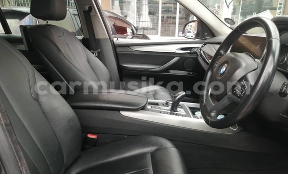 Nunua Mpya BMW X5 Nyeusi Gari ndani ya Harare nchini Harare Nunua Mpya BMW X5 Nyeusi Gari ndani ya Harare nchini Harare