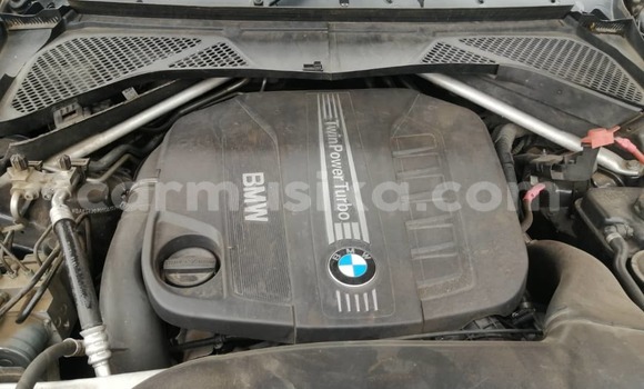 Nunua Mpya BMW X5 Nyeusi Gari ndani ya Harare nchini Harare Nunua Mpya BMW X5 Nyeusi Gari ndani ya Harare nchini Harare