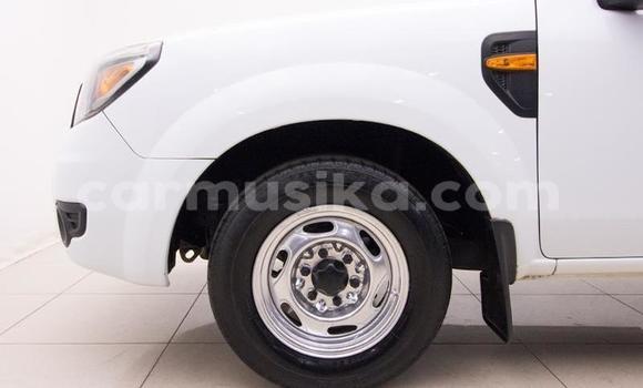 Acheter Occasion Voiture Ford Ranger Blanc à Beitbridge, Matabeleland South Acheter Occasion Voiture Ford Ranger Blanc à Beitbridge, Matabeleland South