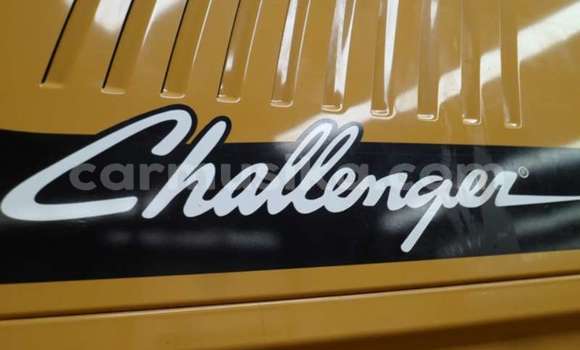 Tenga Tsaru Caterpillar 120 Zvimwe Rori in Beitbridge in Matabeleland South Tenga Tsaru Caterpillar 120 Zvimwe Rori in Beitbridge in Matabeleland South