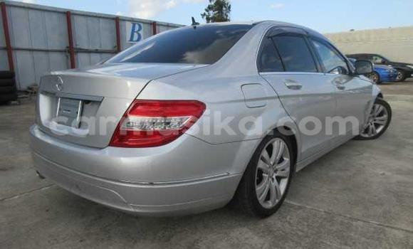 Acheter Occasion Voiture Mercedes‒Benz C–Class Gris à Beitbridge, Matabeleland South Acheter Occasion Voiture Mercedes‒Benz C–Class Gris à Beitbridge, Matabeleland South