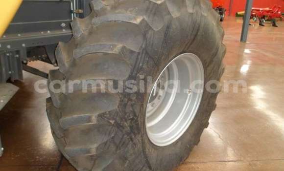 Tenga Tsaru Caterpillar 120 Zvimwe Rori in Beitbridge in Matabeleland South Tenga Tsaru Caterpillar 120 Zvimwe Rori in Beitbridge in Matabeleland South