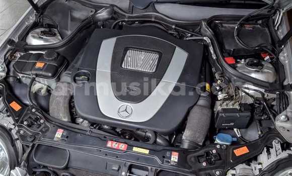 Buy Used Mercedes‒Benz C–Class Silver Car in Beitbridge in Matabeleland South Buy Used Mercedes‒Benz C–Class Silver Car in Beitbridge in Matabeleland South