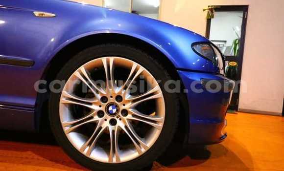 Nunua Ilio tumika BMW 3–Series Bluu Gari ndani ya Beitbridge nchini Matabeleland Kusini Nunua Ilio tumika BMW 3–Series Bluu Gari ndani ya Beitbridge nchini Matabeleland Kusini