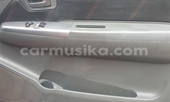 Nunua Ilio tumika Toyota Hilux Nyekundu Gari ndani ya Beitbridge nchini Matabeleland Kusini Nunua Ilio tumika Toyota Hilux Nyekundu Gari ndani ya Beitbridge nchini Matabeleland Kusini