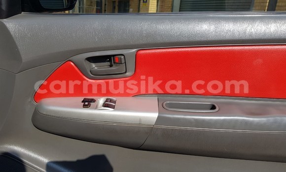 Nunua Ilio tumika Toyota Hilux Fedha Gari ndani ya Beitbridge nchini Matabeleland Kusini Nunua Ilio tumika Toyota Hilux Fedha Gari ndani ya Beitbridge nchini Matabeleland Kusini