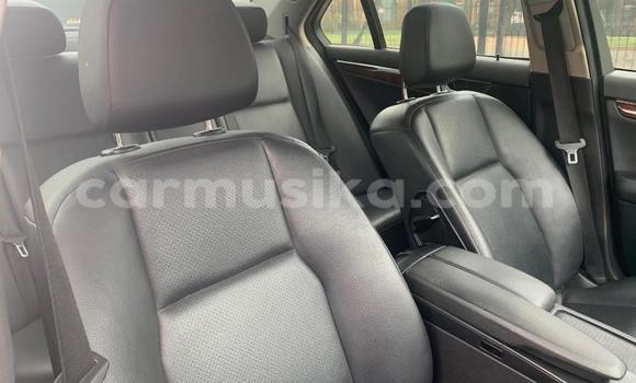 Acheter Occasion Voiture Mercedes‒Benz C–Class Gris à Beitbridge, Matabeleland South Acheter Occasion Voiture Mercedes‒Benz C–Class Gris à Beitbridge, Matabeleland South