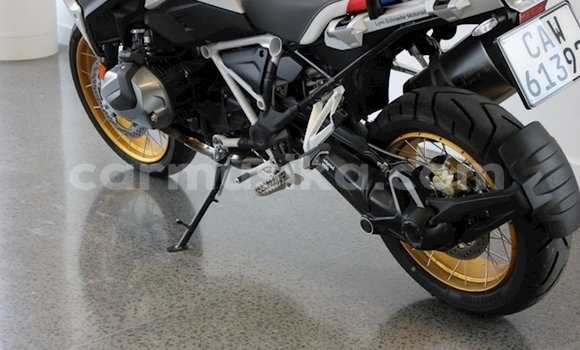 Tenga Tsaru BMW R1200GS Adventure Bhuruu Bike in Beitbridge in Matabeleland South Tenga Tsaru BMW R1200GS Adventure Bhuruu Bike in Beitbridge in Matabeleland South