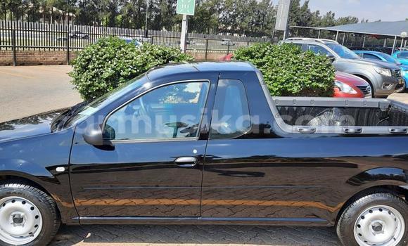 Tenga Tsaru Nissan NV200 Nhema Mota in Beitbridge in Matabeleland South Tenga Tsaru Nissan NV200 Nhema Mota in Beitbridge in Matabeleland South