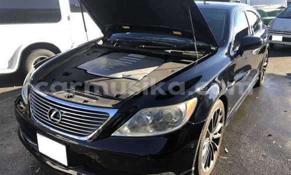 Tenga Tsaru Lexus LS Nhema Mota in Beitbridge in Matabeleland South